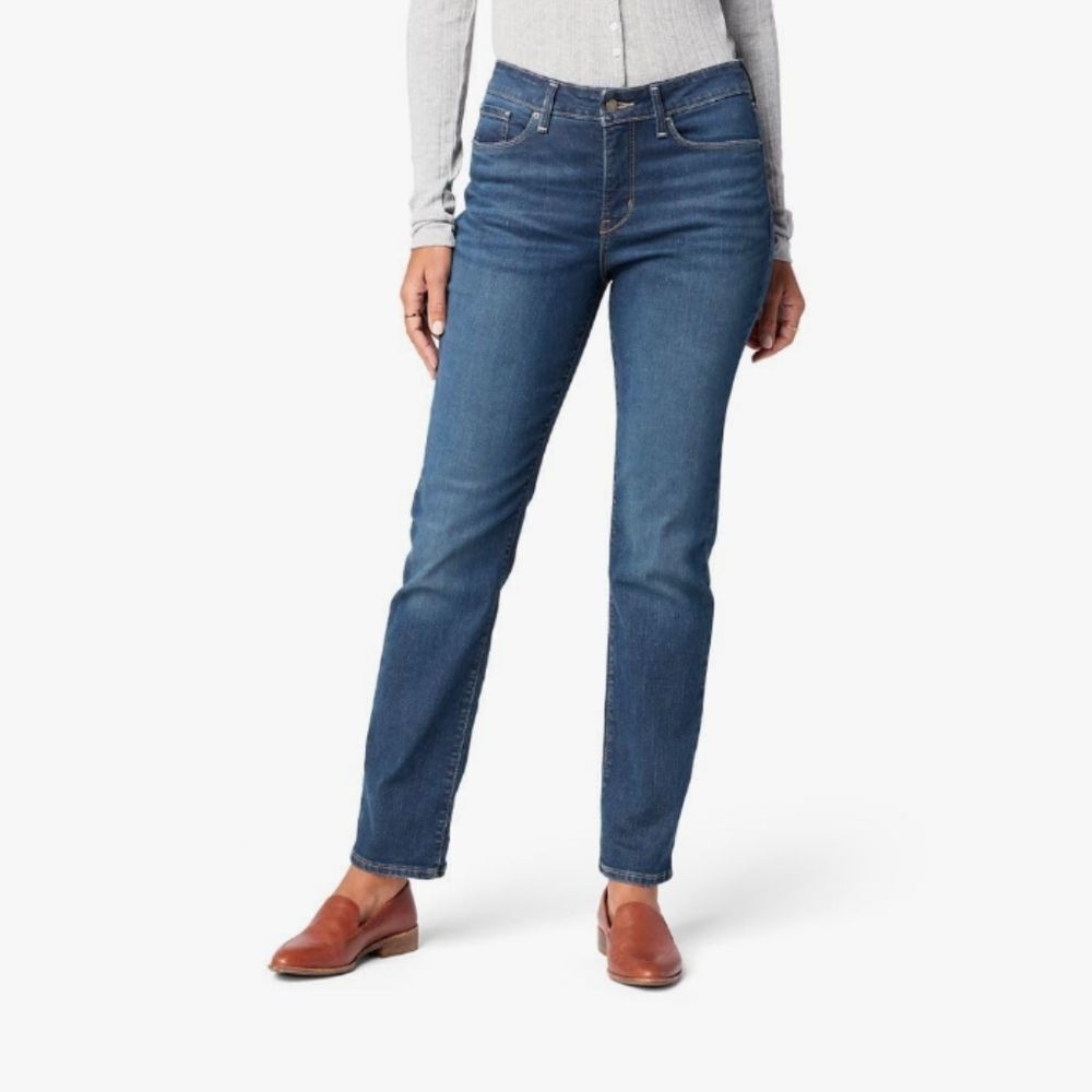 New Levi's Totally Shaping Straight Signature Gold 8S W29 L30
